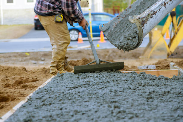 Best Concrete Demolition Services  in Giddings, TX